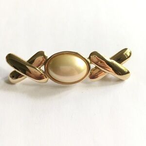 CAROL LEE Brooch